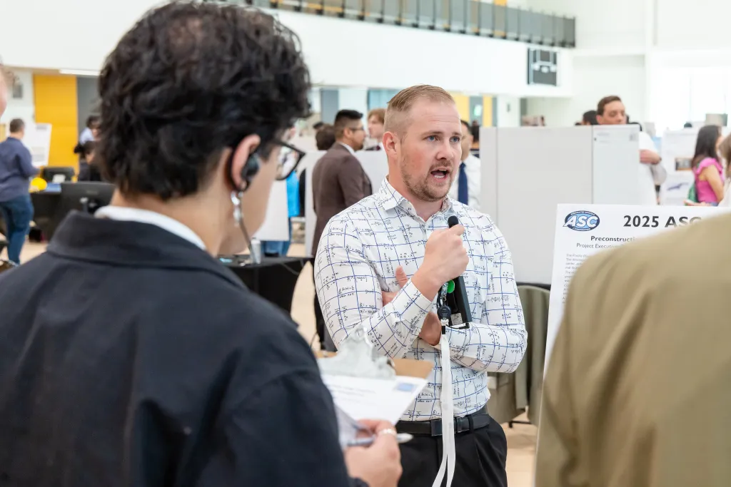 Campus Tour Scenario Image